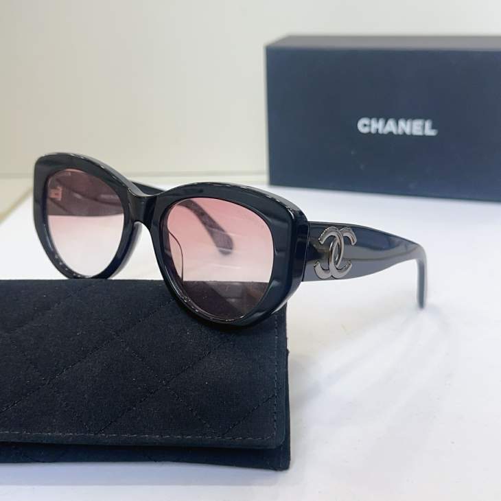 Picture of Chanel Sunglasses _SKUfw77096570fw